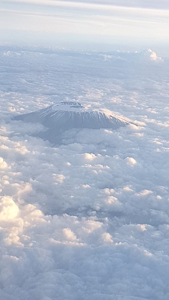 Katika picha ni Mandhari ya Mlima Kilimanjaro Nchini Tanzania.