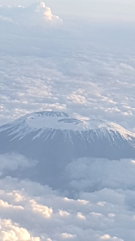Katika picha ni Mandhari ya Mlima Kilimanjaro Nchini Tanzania.