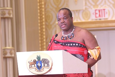 Mfalme Mswati wa III akitoa hotuba wakati wa uzinduzi wa ofisi ya E-Trade and Commerce wa Ukanda wa Kusini mwa Afrika.